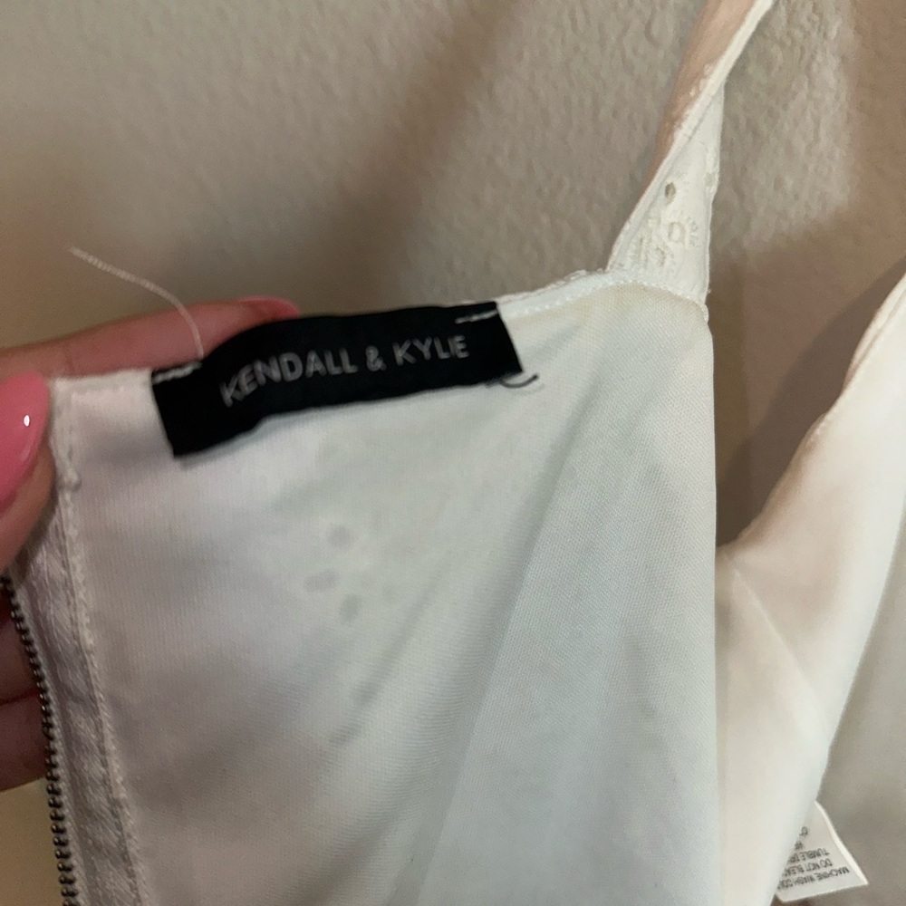 WHITE SCRUNCHED TOP - Picture 6 of 6